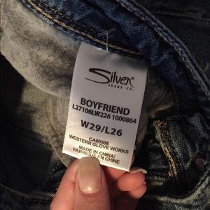29/26 boyfriend silver jeans